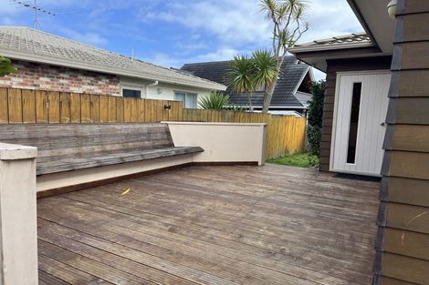 Photo of property in 37b Walton Street, Red Beach, 0932