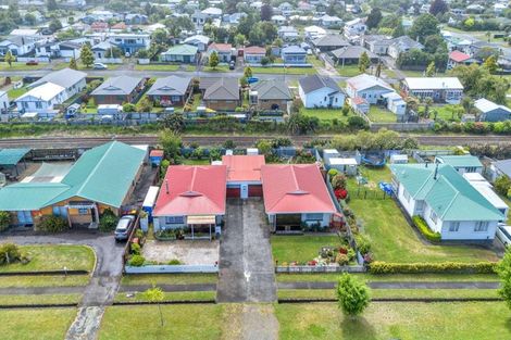 Photo of property in 84 Broadway, Stratford, 4332