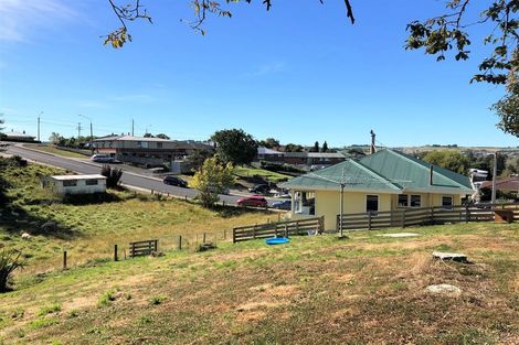 Photo of property in 6 Ross Street, Balclutha, 9230