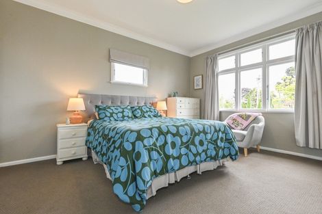 Photo of property in 11 Elizabeth Place, Clive, 4102