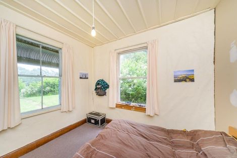 Photo of property in 15 Awahou South Road, Ashhurst, 4884