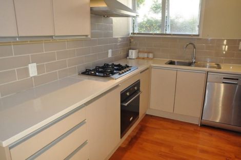 Photo of property in 6 Seon Place, Birkdale, Auckland, 0626