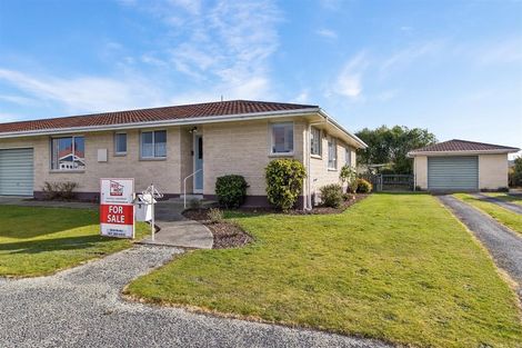 Photo of property in 1 Carlisle Street, Waimate, 7924