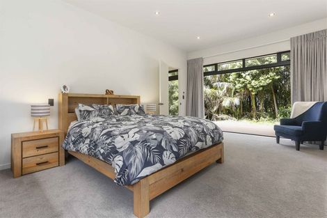 Photo of property in 123 Pinchgut Road, Kaukapakapa, 0873