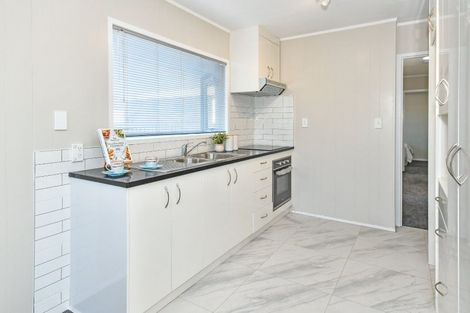 Photo of property in 1/11 Bundena Place, Clendon Park, Auckland, 2103