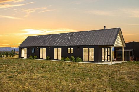 Photo of property in 20 Golden Heights Road, Springvale, Alexandra, 9393