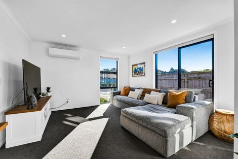 Photo of property in 17 Jersey Place, Bell Block, New Plymouth, 4312