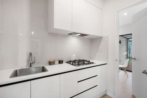 Photo of property in 6 Hinoki Way, Flat Bush, Auckland, 2019