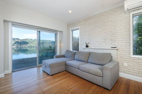 Photo of property in 305 Ravensbourne Road, Ravensbourne, Dunedin, 9022