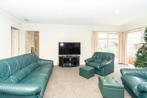 Photo of property in 38 Bramley Drive, Rototuna, Hamilton, 3210