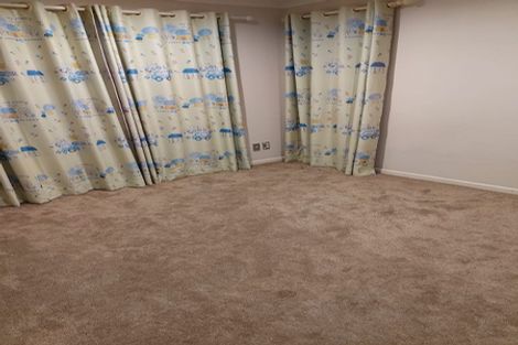 Photo of property in 116 San Valentino Drive, Henderson, Auckland, 0612