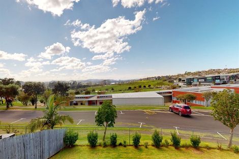 Photo of property in 27 Old Mill Road, Silverdale, 0932