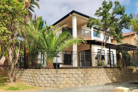 Photo of property in 2 Quarter Deck Lane, Gulf Harbour, Whangaparaoa, 0930