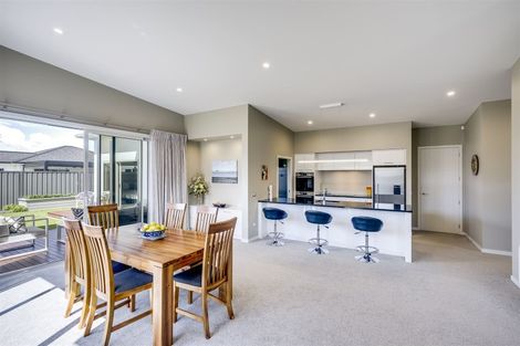 Photo of property in 88 Orotu Drive, Poraiti, Napier, 4112