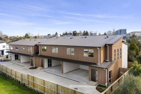 Photo of property in 3/10 Gazeley Avenue, Silverdale, Hamilton, 3216