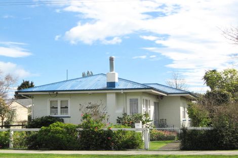 Photo of property in 53 Ferry Road, Clive, 4102