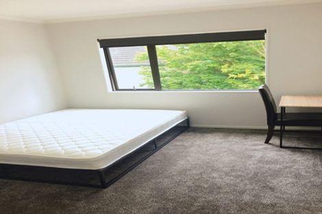 Photo of property in 425d Great South Road, Opaheke, Papakura, 2113