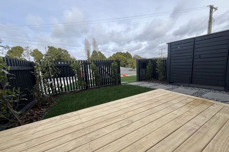 Photo of property in 1/131 Lancaster Road, Beach Haven, Auckland, 0626