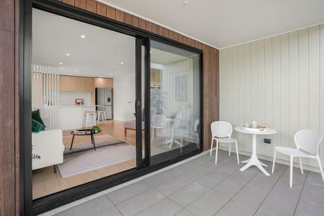 Photo of property in 1/200 Knights Road, Hutt Central, Lower Hutt, 5011