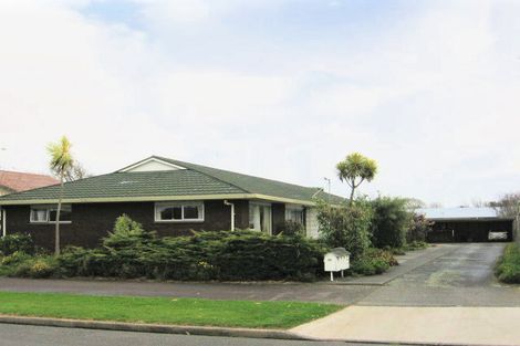 Photo of property in 20 Stewart Crescent, Hokowhitu, Palmerston North, 4410
