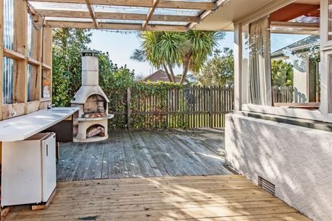 Photo of property in 73 Bridge Street, New Brighton, Christchurch, 8062