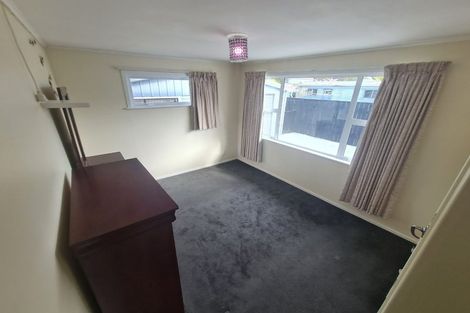 Photo of property in 261 Wellington Road, Wainuiomata, Lower Hutt, 5014