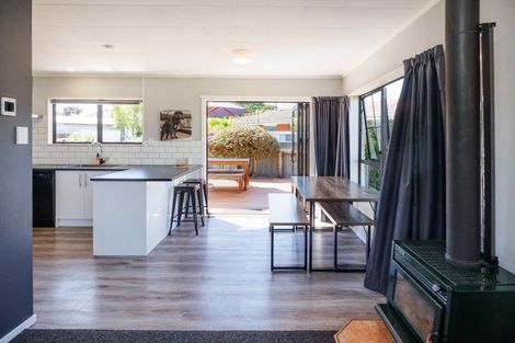 Photo of property in 2 Higgin Place, Feilding, 4702