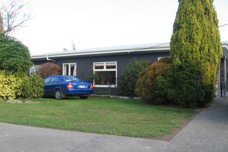 Photo of property in 2 Simon Street, Feilding, 4702