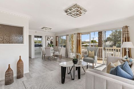 Photo of property in 1/100 Titirangi Road, New Lynn, Auckland, 0600