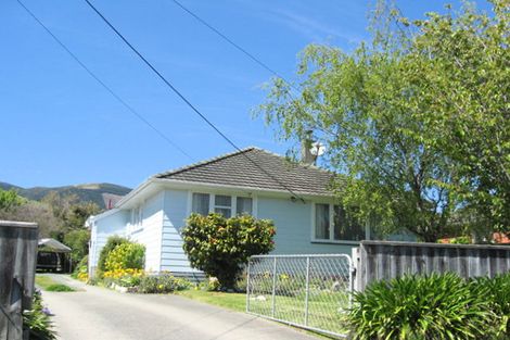 Photo of property in 49 Karaka Street, Stoke, Nelson, 7011