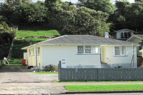 Photo of property in 185 Sievers Grove, Cannons Creek, Porirua, 5024