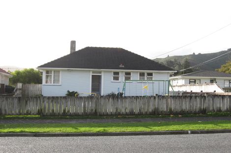 Photo of property in 57 Strand Crescent, Naenae, Lower Hutt, 5011