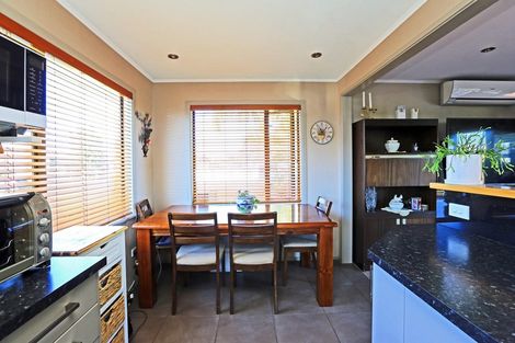 Photo of property in 20 Coventry Avenue, Tamatea, Napier, 4112