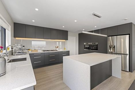 Photo of property in 323 Kennedys Bush Road, Kennedys Bush, Christchurch, 8025