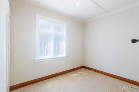 Photo of property in 38 Norton Park Avenue, Fairfield, Lower Hutt, 5011