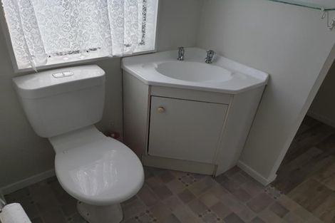 Photo of property in 57 Tainui Road, Titirangi, Auckland, 0604