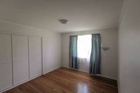 Photo of property in 35 Fairdene Avenue, Henderson, Auckland, 0610