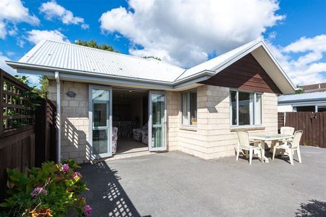 Photo of property in 6/194 Waimairi Road, Ilam, Christchurch, 8041