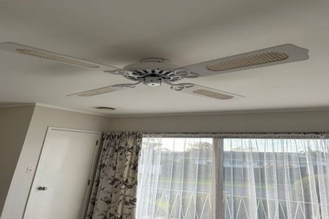 Photo of property in 1/9 Belmere Rise, Farm Cove, Auckland, 2012