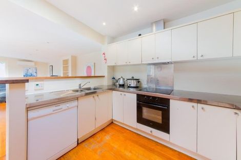 Photo of property in 24 Anne Street, Devonport, Auckland, 0624