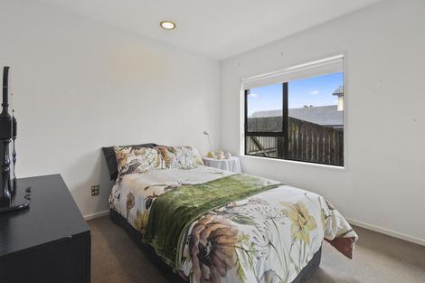 Photo of property in 8 Gigi Place, Conifer Grove, Takanini, 2112