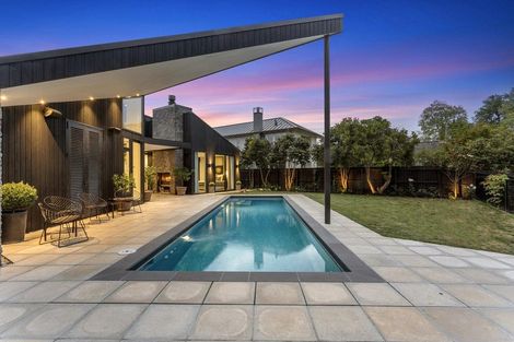 Photo of property in 10 Weka Street, Fendalton, Christchurch, 8041