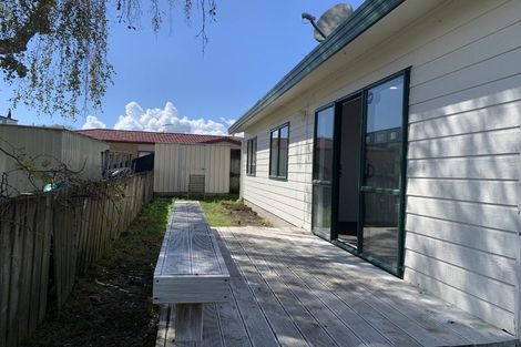 Photo of property in 16 Te Kanawa Crescent, Henderson, Auckland, 0610