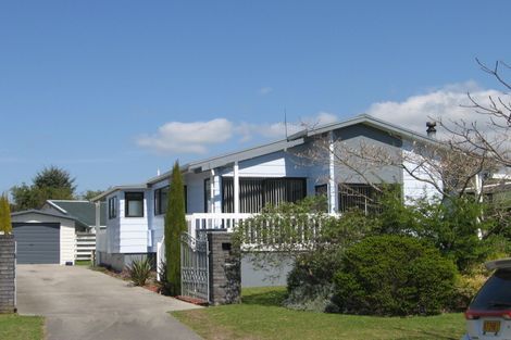 Photo of property in 5 Augustus Earle Place, Pukehangi, Rotorua, 3015