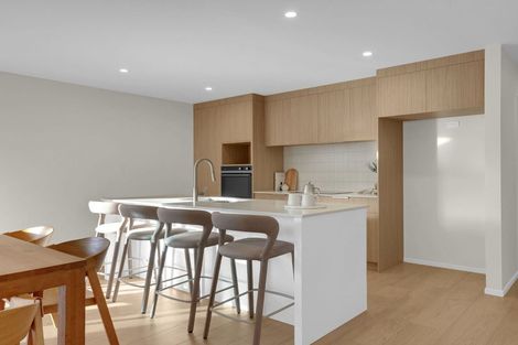 Photo of property in 19a Silverwood Lane, Leamington, Cambridge, 3495