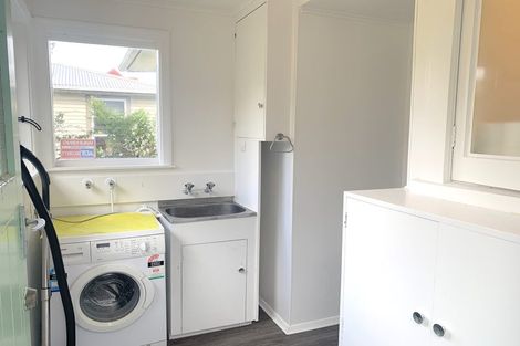 Photo of property in 34 Ranui Terrace, Tawa, Wellington, 5028