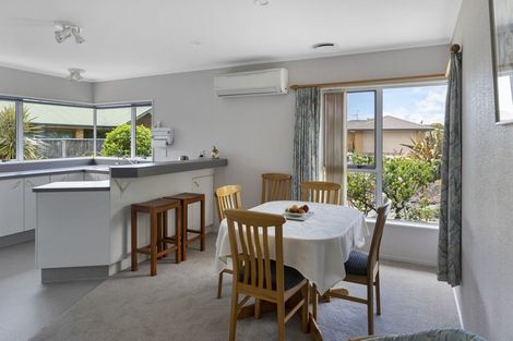 Photo of property in 21 Coleridge Place, Stoke, Nelson, 7011