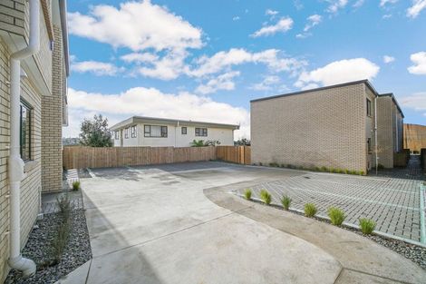 Photo of property in 3/65 Moire Road, Massey, Auckland, 0614