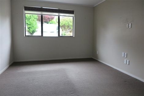 Photo of property in 11 Waimoko Glen, Swanson, Auckland, 0612