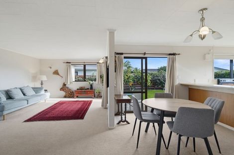 Photo of property in 30a Donegal Crescent, Tamatea, Napier, 4112